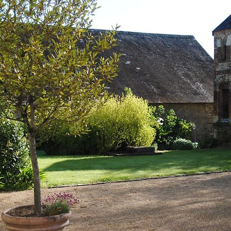 Au calme dans la campagne du Haut Anjou Pouancé Extérieur photo